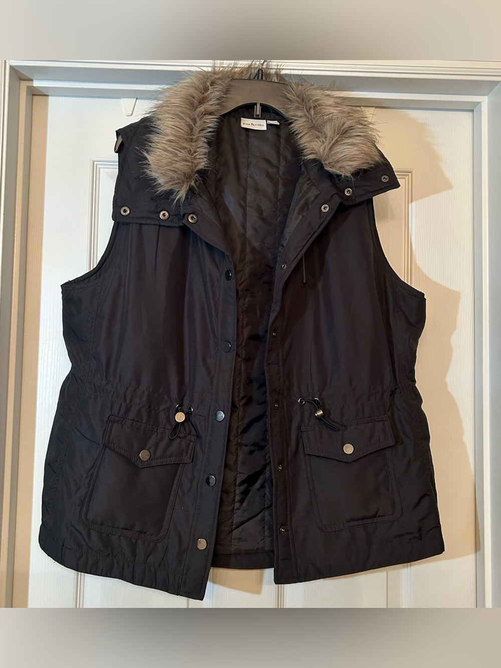 Kim Rogers Black Quilted Vest with Faux-Fur Trimmed Hood Size L